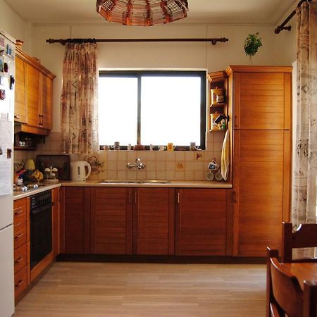 Apartment By The Beach Каламата Екстер'єр фото