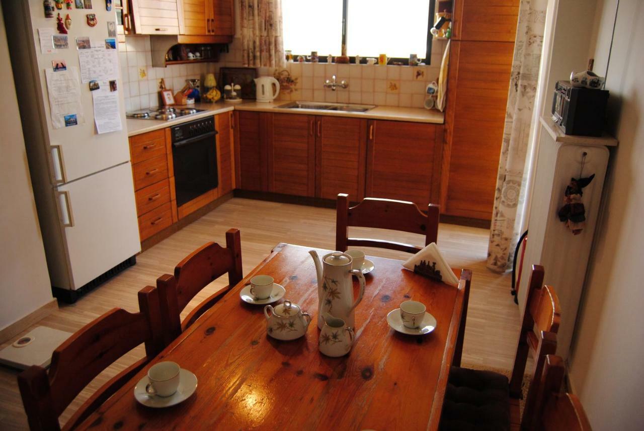 Apartment By The Beach Каламата Екстер'єр фото