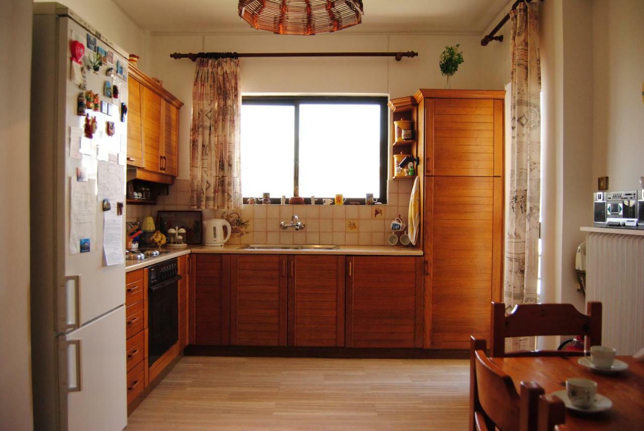 Apartment By The Beach Каламата Екстер'єр фото
